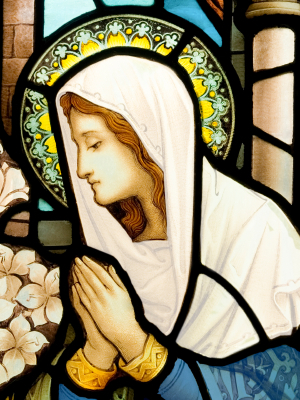con-flores-a-maria.jpg