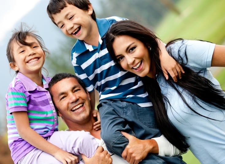 catequesis-en-el-hogar-familia-catequesis.jpg